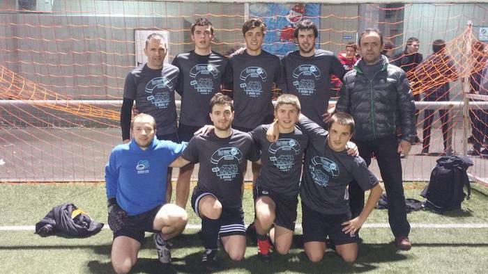 Akoako taldeak irabazi du Iraetako santainesetako futbol 7 txapelketa