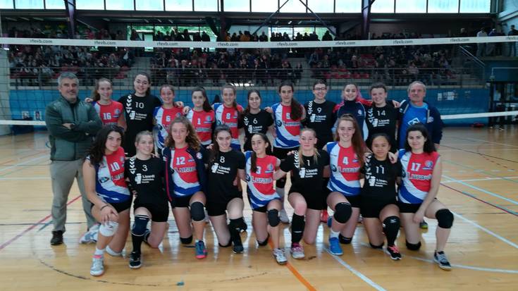 "Neskek ez zuten sinetsi ere egin saria irabazi zutenik"