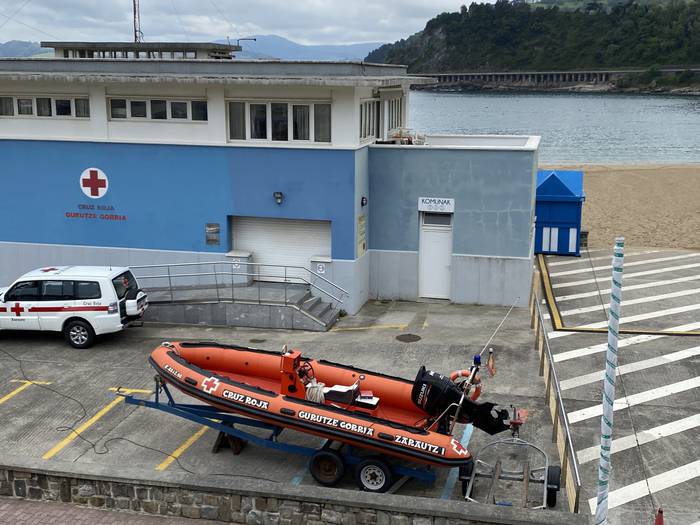 Gaurtik aurrera Getariako portuko komun publikoak urte osoan egongo dira zabalik