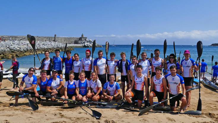 Ikuskizuna izan zen atzo Urola ibaiaren igoera-jaitsieran