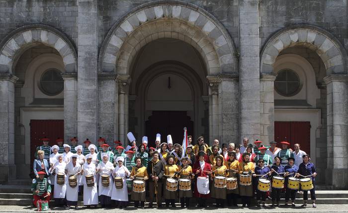 Hazparnera, danborradan parte hartzera