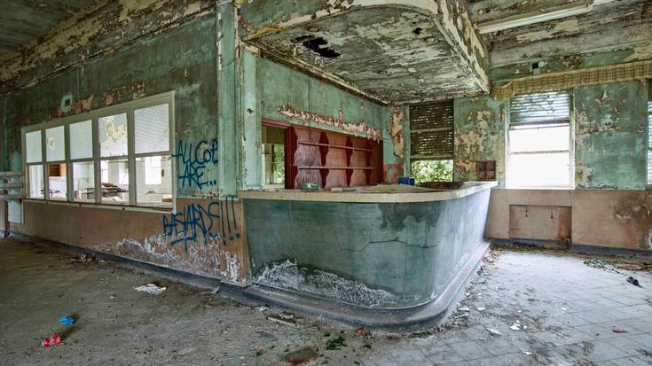 Valca argazki lantegiaren atzera begirakoa, Photomuseumen