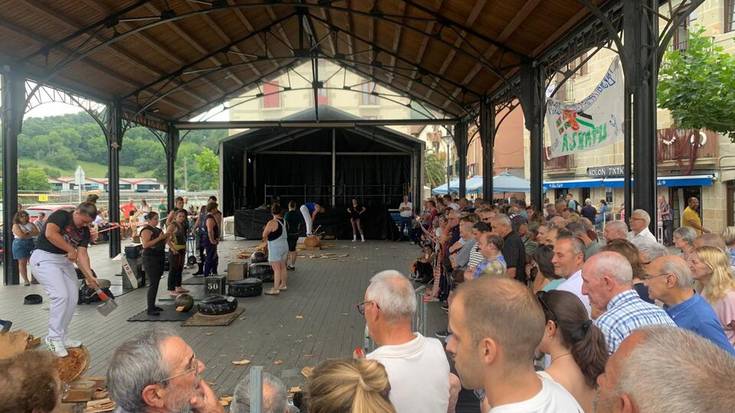 Festak agurtzeko ekitaldi ezin jendetsuagoak San Pedro bigarrenez