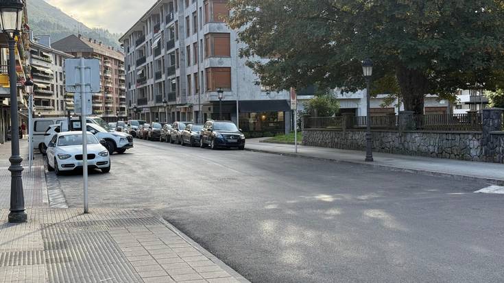 Asfaltatze plan integrala eskatu du PSE-EEk, herriko bide guztien mantenu egokia bermatzeko