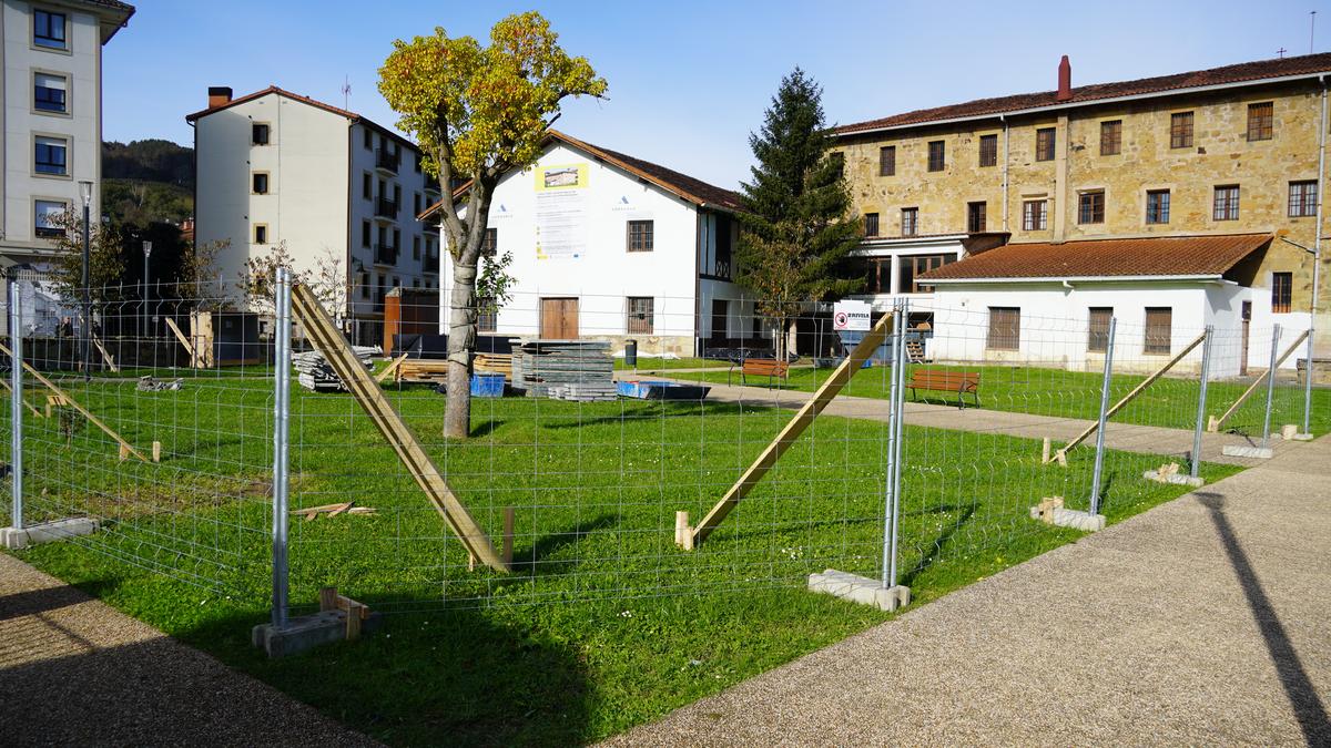 Santa Klarako behe solairua ekitaldiak egiteko atonduko dute