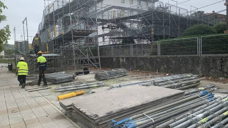 Iñurritzako oinezkoen behin-behineko azpiegitura desmuntatzen hasi dira