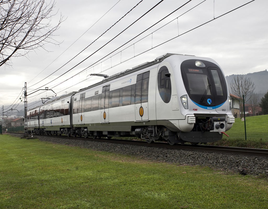 Aia-Orio eta Zarautz arteko tren zerbitzua berrezarriko dute bihartik aurrera