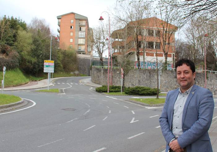 Adinekoentzat erresidentzia eta babestutako etxebizitzak eraikitzeko planak, aurrera