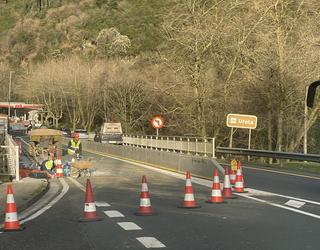 Ezkuztako zubiko obrak tarteko, datorren astean hainbat egunetan errepidea erabat itxiko dute