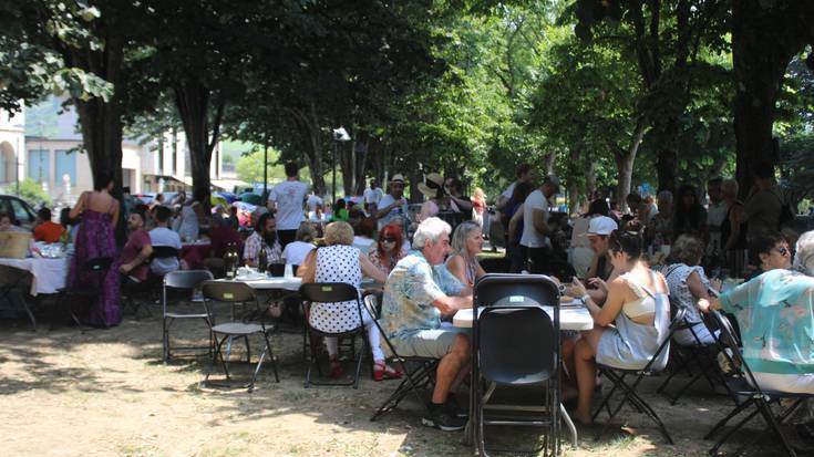 Jendetza bildu da Galiziaren eguna ospatzeko