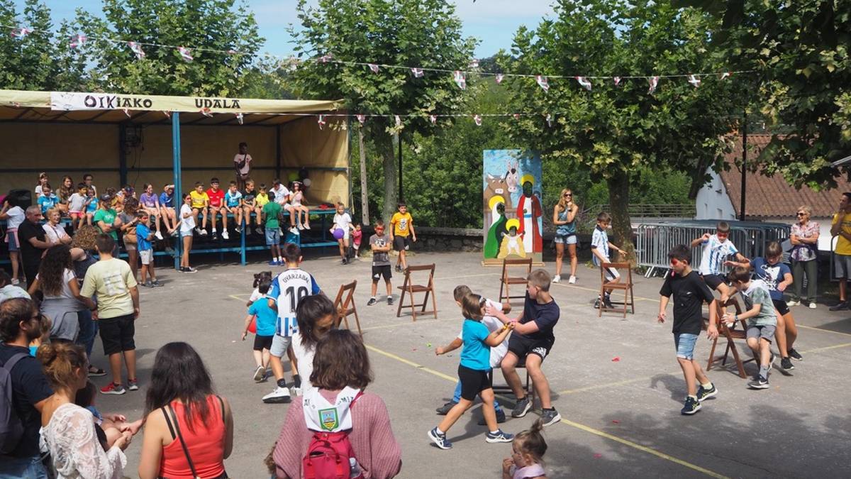 Lehertzear dira sanbartolomeak Oikian