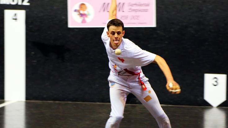 Dinastia Etxabe txapelketako final laurdenetako partidak hartuko ditu gaur Aitzurik