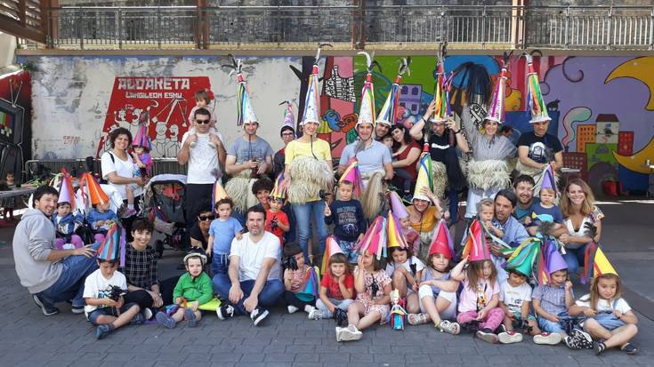 Inpernupeko joaldunen taldean aritu nahi duenarentzat saioa prestatu du taldeak