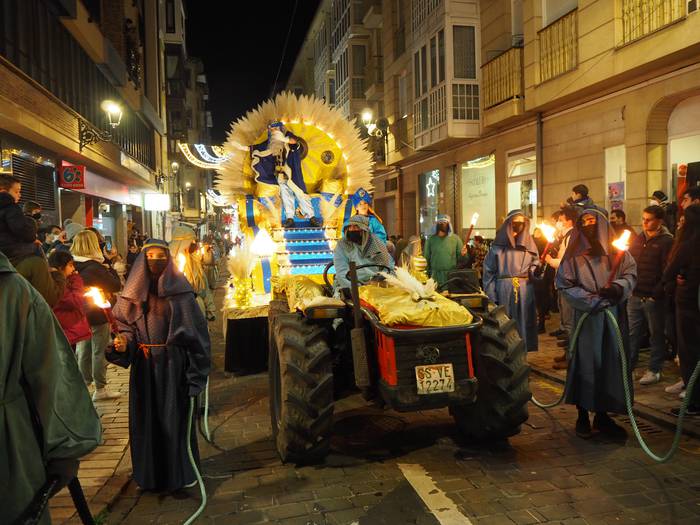 Gabonetako ekitaldiak antolatzeko igandera bitarte eman dezakete izena herriko taldeek