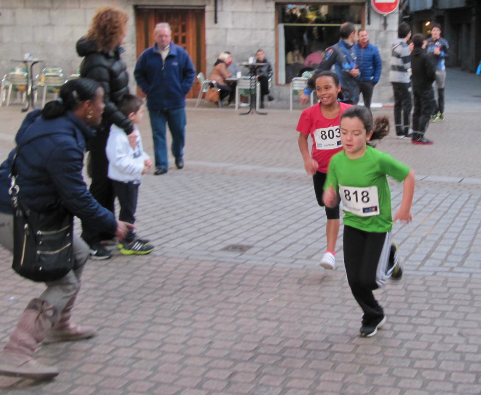 Atletismo Topaketak hasiko dituzte bihar Iraetako futbol zelaian