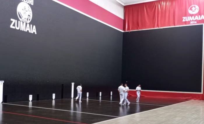 Final laurdenetako lehen jardunaldia jokatuko dute gaur Dinastia Etxabe txapelketan