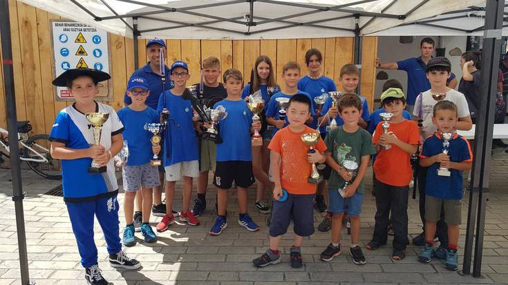 Arrantzale txiki eta handiak gustura aritu dira Anadek antolatutako lehiaketan