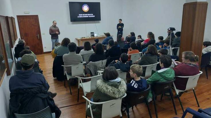 Astronomia Asteko hitzaldi guztien bideoak ikusgai jarri ditu Arkamurkak