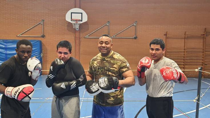 Irailaren 4ean hasiko dituzte boxeoko entrenamenduak