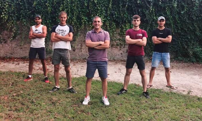 Punk-oi! kontzertuak bihar, Hiruputzun