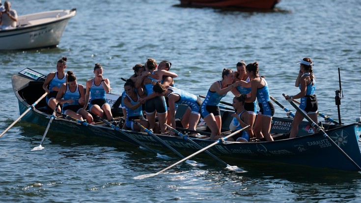 Zarautzek historia egin du, eta maila gorenean ariko dira bi traineruak datorren denboraldian