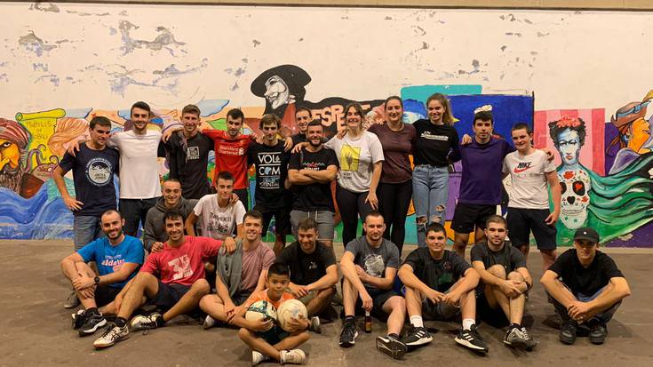 Giro onean jokatu da 3x3 futbol txapelketa