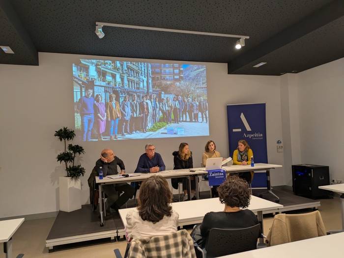 Herriko zaintza baliabideak aurkezteko saio irekia egin du udalak