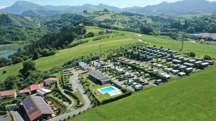 Jolasak eta ate irekiak izango dituzte Zumaiako Kanpinean, irekieraren hamargarren urteurrena ospatzeko