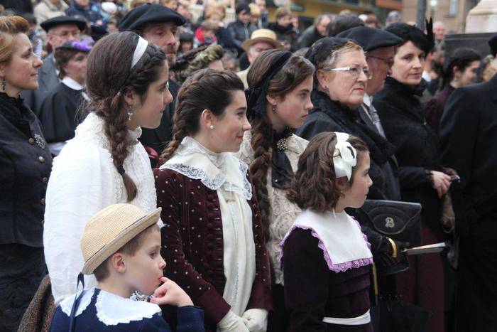 Taldea osatuta hilaren 19rako, Aizarnazabalen