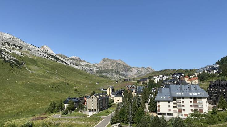 Iraileko azken asteburuan urteko bosgarren irteera egingo du Pirinioetara Anaitasunak