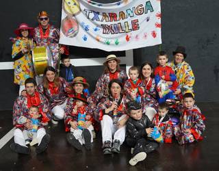 Eguraldi eskasari jarrera ezin hobearekin aurre egin diote azpeitiarrek