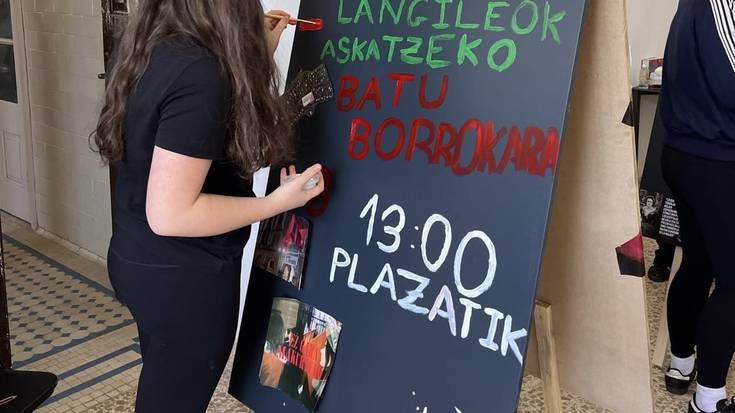 Martxoaren 8rako panelak egiteko baliatu du Itaiak lehen komitea