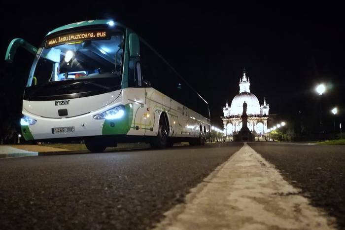 Gaueko autobus zerbitzu bereziak izango dira santioetan eta saninazioetan