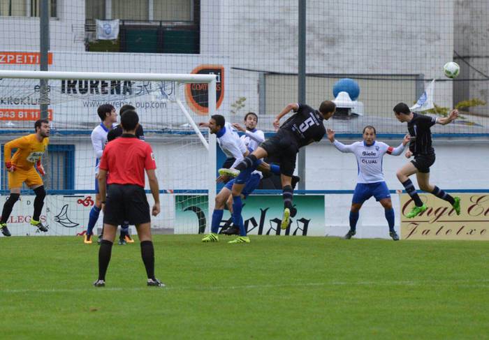 Lagun Onak futbol taldeak ezin hobeto hasi du denboraldia