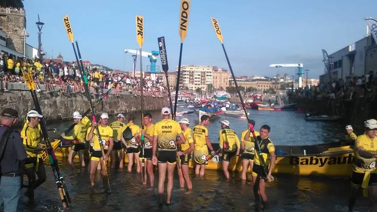 Gizonezkoen trainerua bigarren sailkatu da Donostian, erlojuaren aurkako estropadan