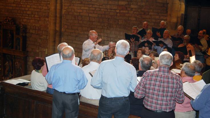 Beheko Plaza Abesbatzak mezan abestuko du gaur