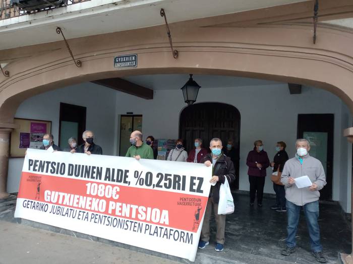 Pentsio duinak aldarrikatzera aterako dira kalera Getarian
