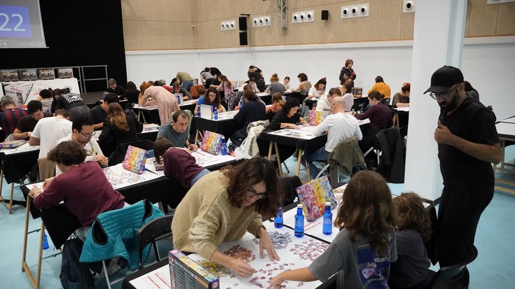Binakako lehiak borobildu du Azkoitiko I. Puzzle Txapelketa