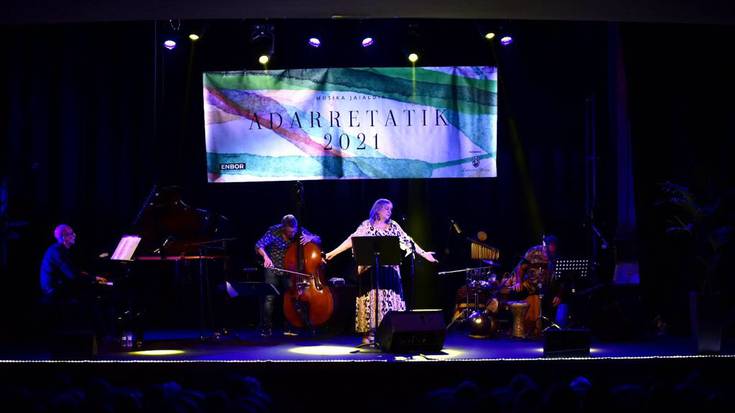 Amaia Zubiriak emandako kontzertuaren bideo laburpena