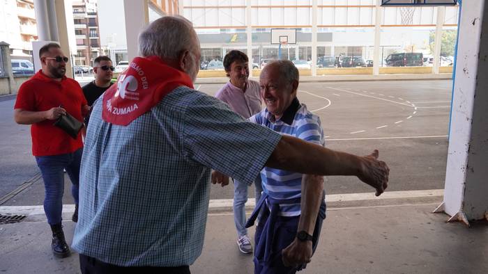 Zumaiako arraun elkarteak bere lehen 50 urteak ospatu ditu