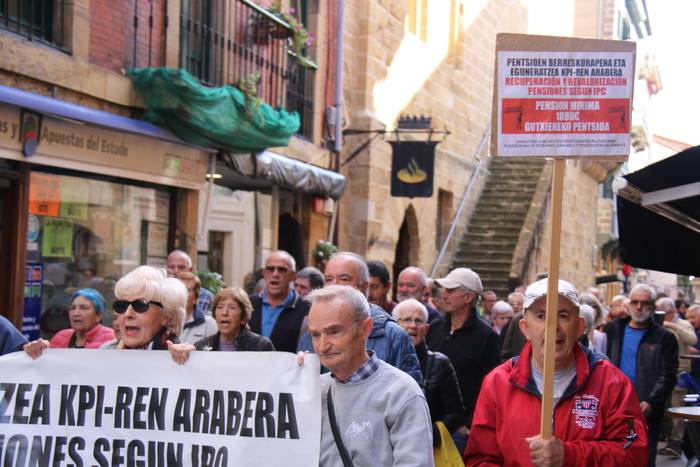 Pentsio duinak izatea baino gehiago nahi dute erretiratuek