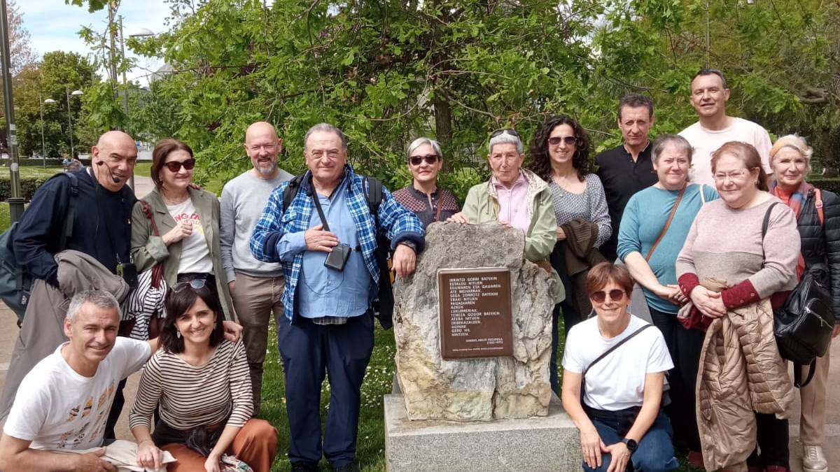 Iruñera irteera antolatu du Maxixatzenek, Euskal Hiriak Euskaraz egitasmoaren barruan