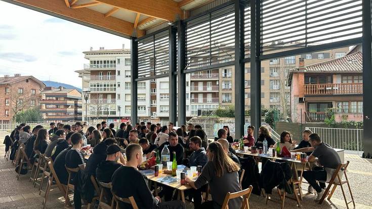 Bailarako gazteek bat egingo dute bihar Azkoitian, topaketetan