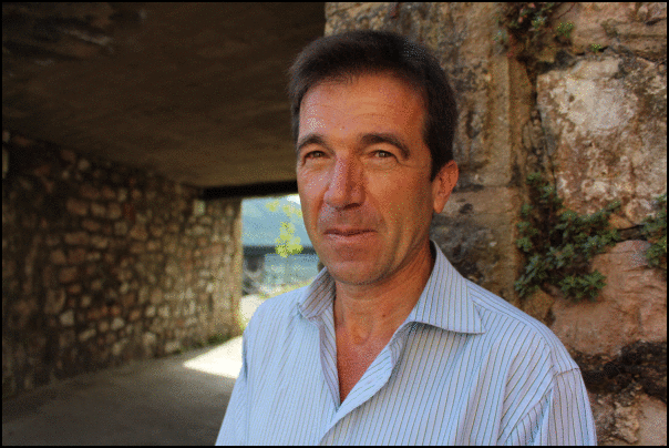 Eusko Ikaskuntza saria jaso du Juan Jose Alvarezek