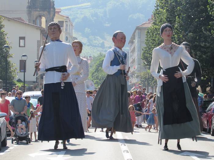 Gipuzkoa kalea itxita egongo da gaur arratsaldean