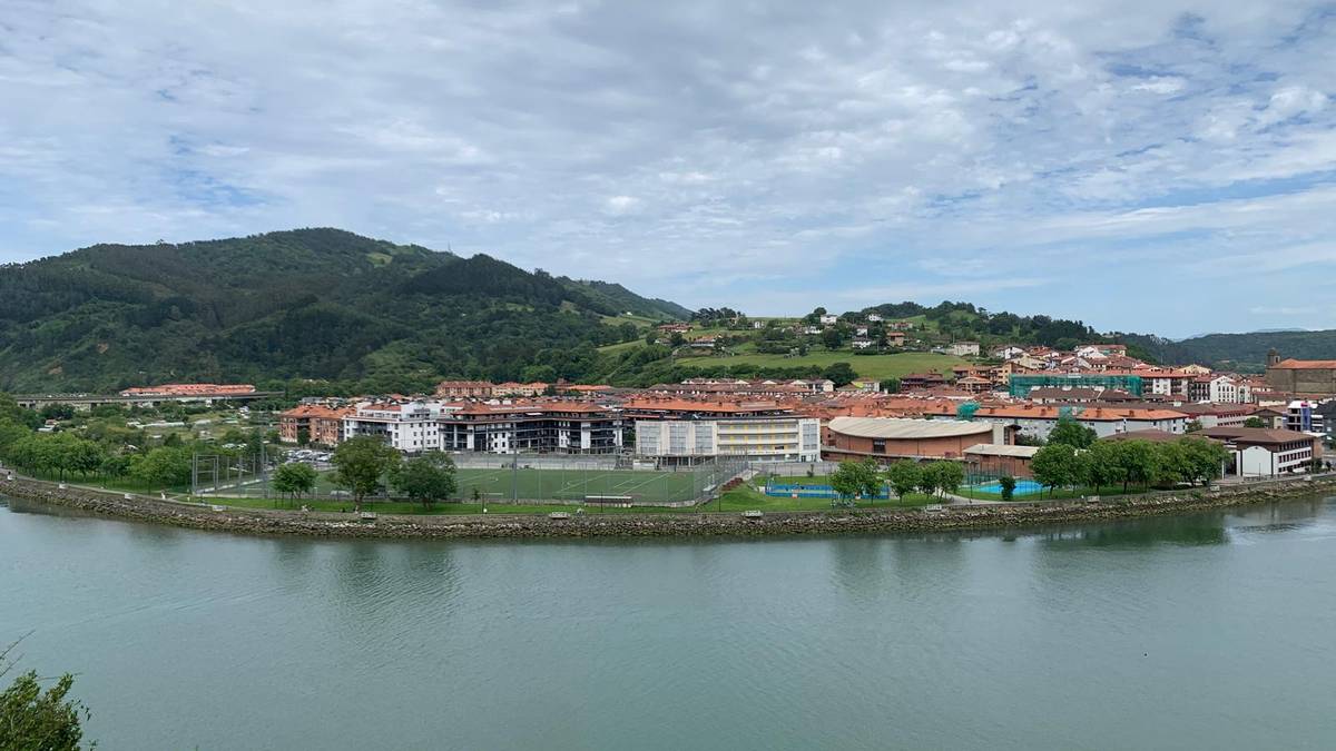 Zaintza ikuspegi "zabal eta komunitariotik" lantzeko jarduera sorta antolatu du udalak