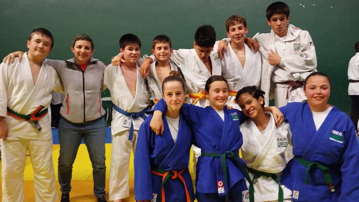 Emaitza onak lortu dituzte Lizardiko judokek Legazpiko txapelketan