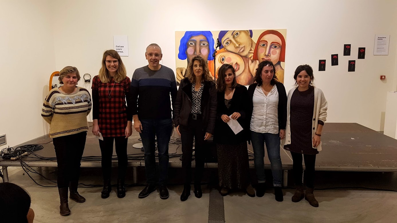 Nerea Arrien: "Ipuina mendeku txiki bat da kostaldean bizi izan dugun kostunbrismoari"