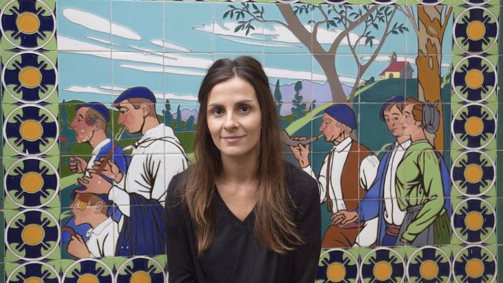 Karmele Mitxelena, Jon Abril eta Aitor Salegi saritu dituzte Julene Azpeitia literatur lehiaketan