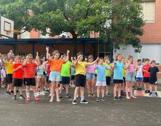 Festa betearekin ospatu dute ikasturte amaiera Ikasberri ikastolan